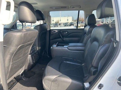 2024 INFINITI QX80 LUXE