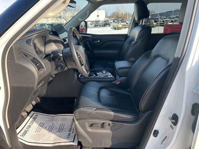 2024 INFINITI QX80 LUXE