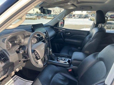 2024 INFINITI QX80 LUXE