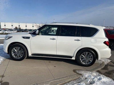 2024 INFINITI QX80 LUXE
