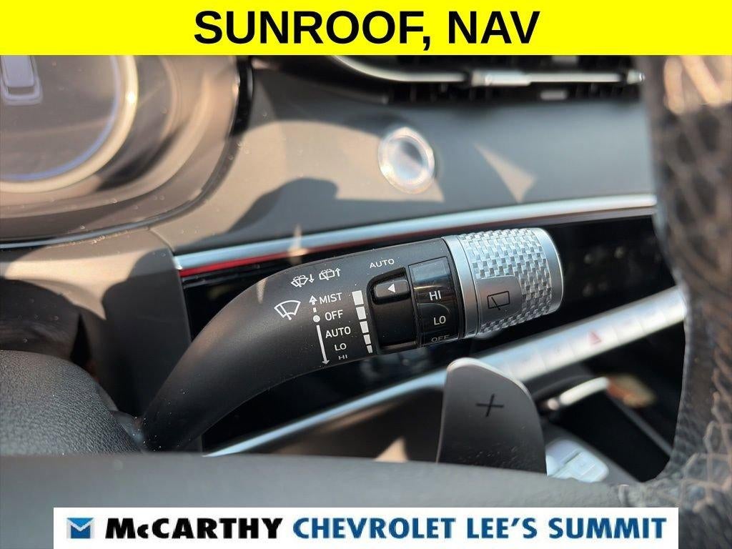 2022 Genesis GV70 2.5T