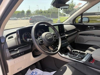 2024 Kia Carnival EX