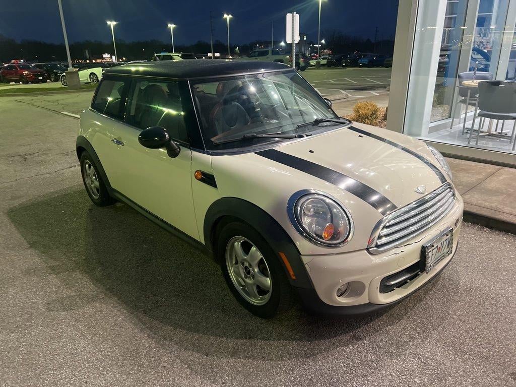 2011 MINI Cooper Hardtop Base