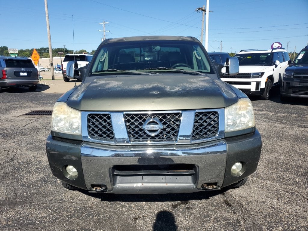 2004 Nissan Titan LE