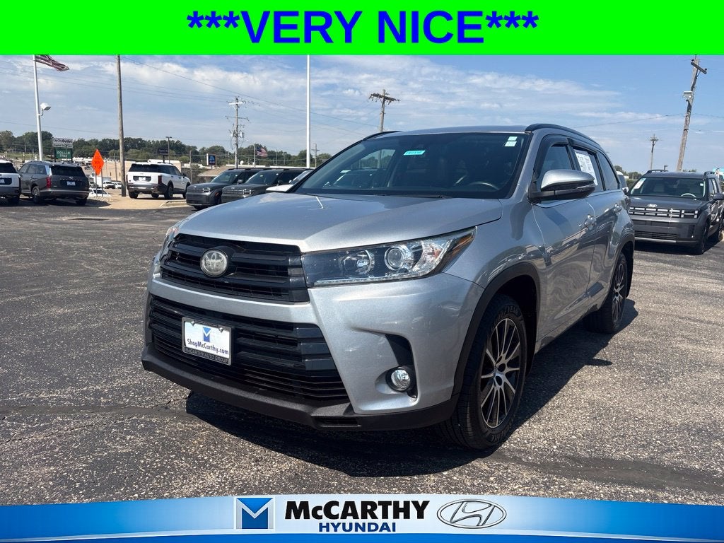 2017 Toyota Highlander SE