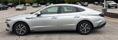 2026 Hyundai Sonata Hybrid Blue
