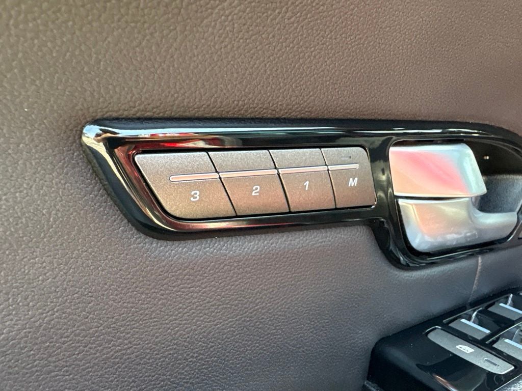 2019 Land Rover Range Rover Evoque SE PREMIUM