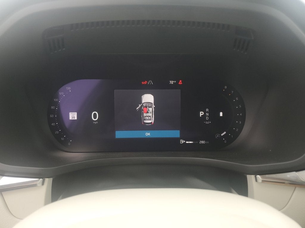 2023 Volvo XC60 B5 Plus Bright Theme
