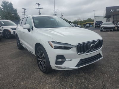 2023 Volvo XC60 B5 Plus Bright Theme