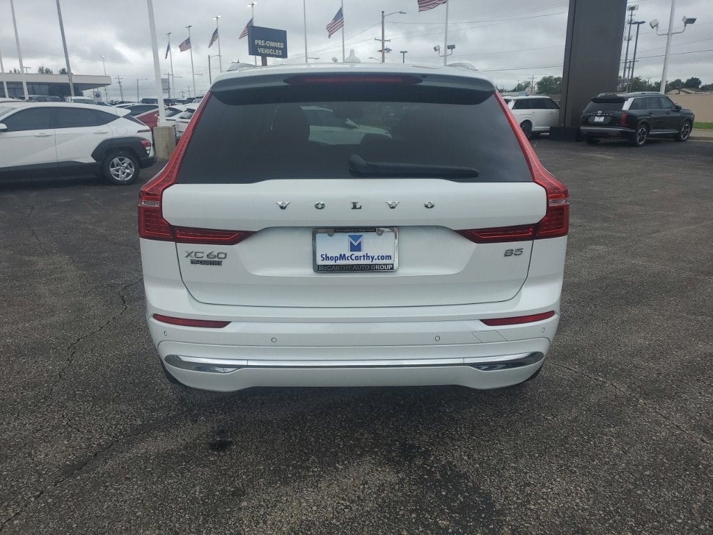2023 Volvo XC60 B5 Plus Bright Theme