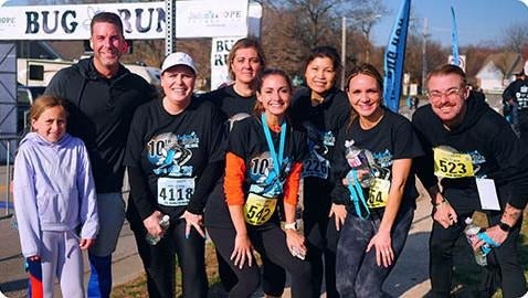 image of people who ran a marathon